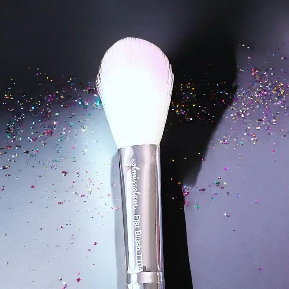 Slmissglam Brush flat brush TT04 Brand New Without Box